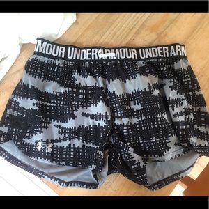 Under armour shorts! Women’s size medium